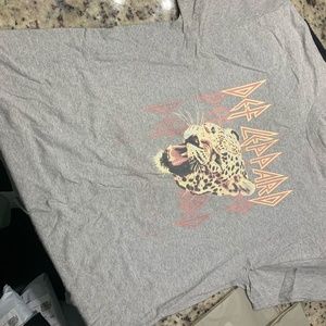 Daydreamer Free Peopem Def Leopard Tee